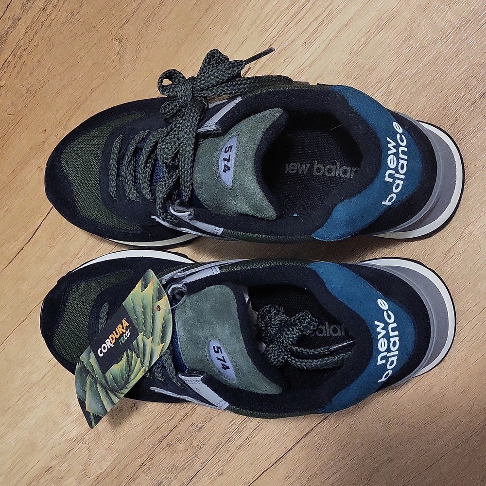 Brand new New Balance 574 Sneakers